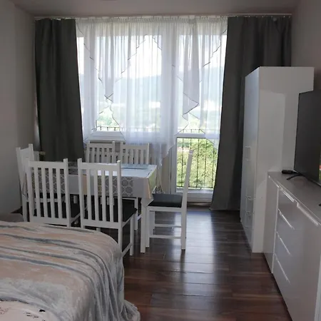 Manhatan 4 Apartment *